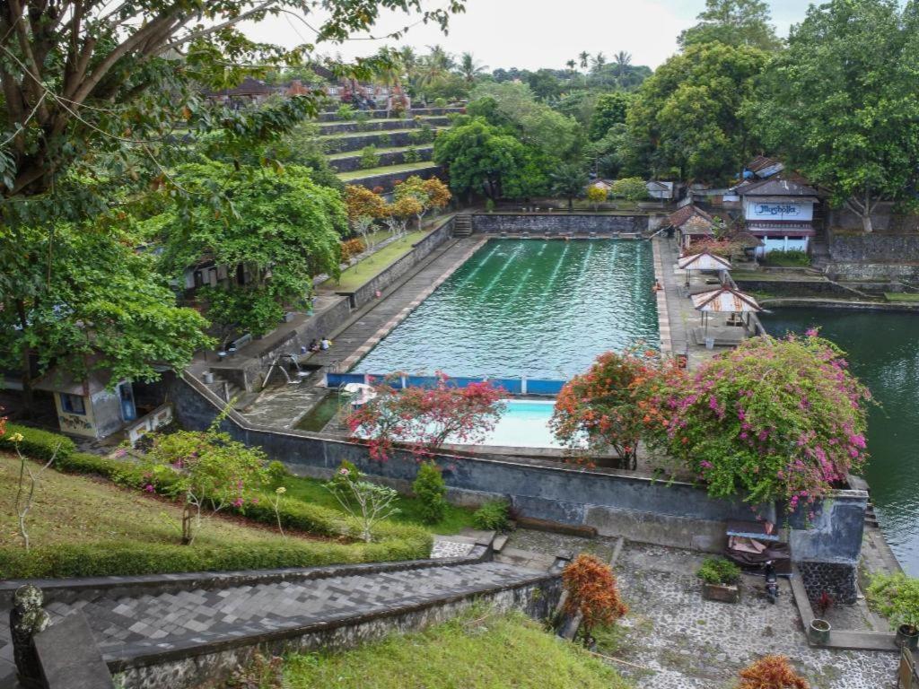 Narmada Convention Hall Hotel Mataram Exterior photo
